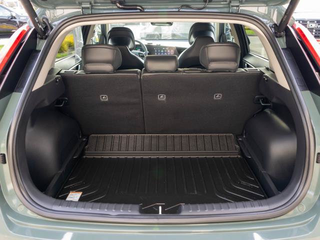 Certified 2023 Kia Niro SX Touring FWD image 33