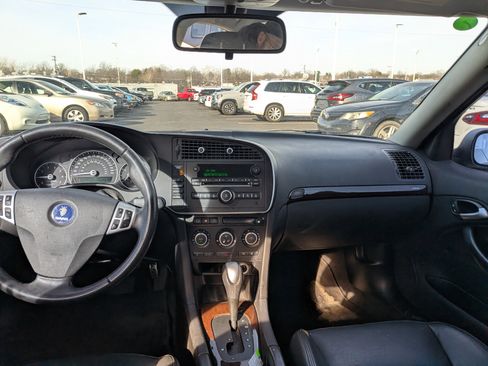 Used 2008 Saab 9-3 2.0T w/ Moonroof Package image 13