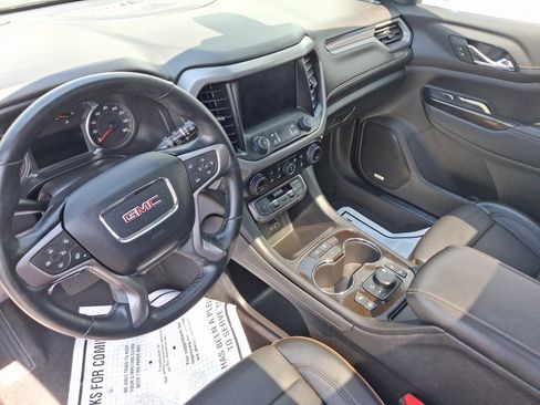 Used 2023 GMC Acadia AT4 w/ Preferred Package AWD/4WD image 4