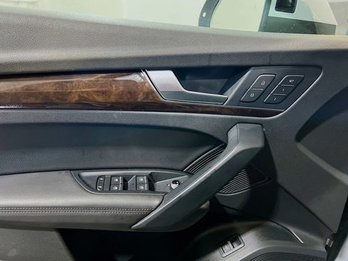 Used 2019 Audi Q5 2.0T Premium Plus w/ Premium Plus Package image 14