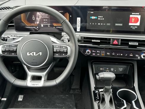 Used 2026 Kia K5 GT FWD image 15