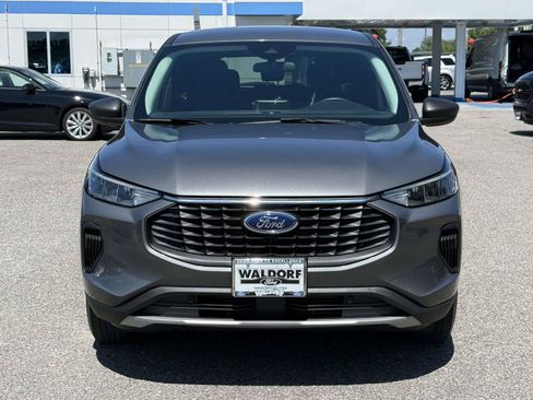 Used 2025 Ford Escape Active AWD/4WD image 6