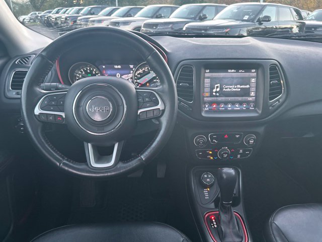 Used 2018 Jeep Compass Trailhawk w/ Navigation Group AWD/4WD image 17