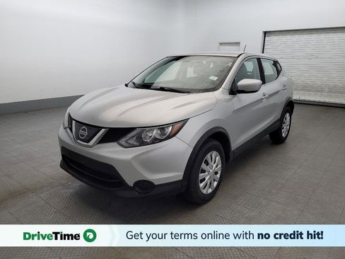 Used 2018 Nissan Rogue Sport S image 1
