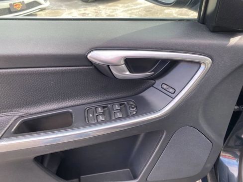 Used 2014 Volvo XC60 T6 image 6