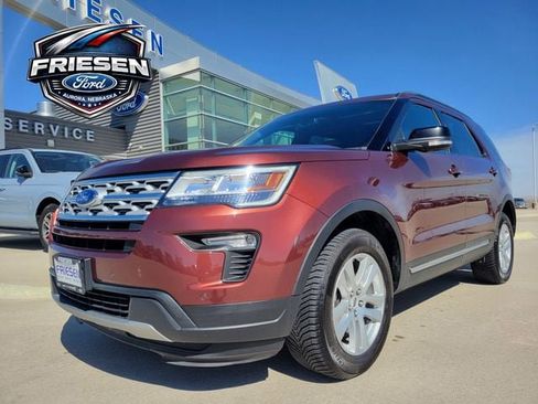 Used 2018 Ford Explorer XLT w/ Equipment Group 202A image 1