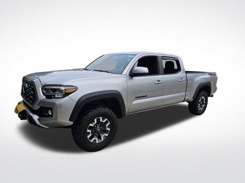 Used 2023 Toyota Tacoma TRD Off-Road image 4