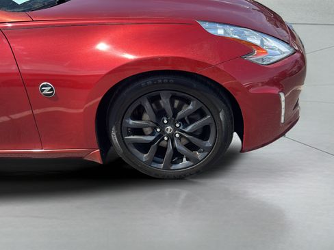 Used 2016 Nissan 370Z Coupe RWD image 34