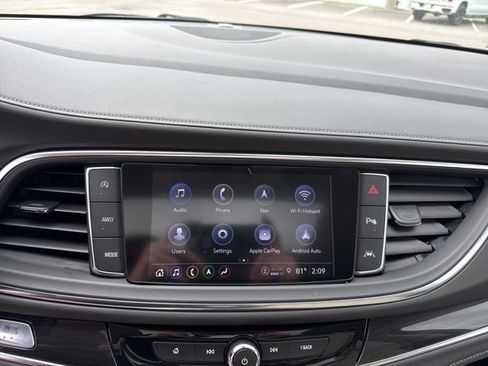 Used 2024 Buick Enclave Essence w/ Experience Buick Package AWD/4WD image 27
