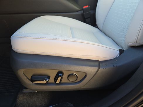 New 2026 Lexus TX 350 350 Premium image 17