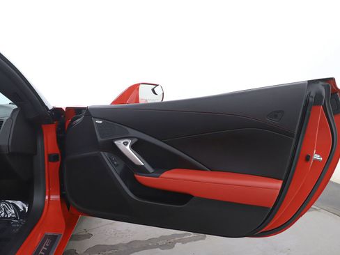 Used 2014 Chevrolet Corvette Stingray Convertible w/ 2LT Preferred Equipment Group image 9