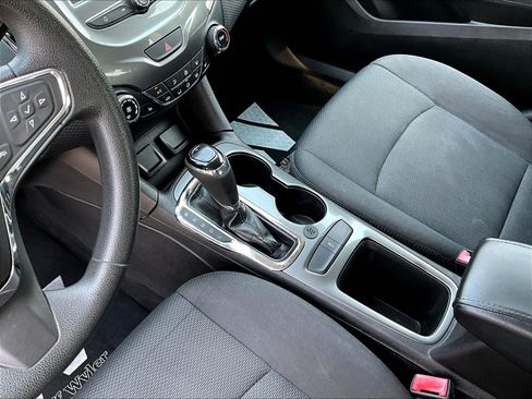 Used 2018 Chevrolet Cruze LT w/ Convenience Package FWD image 18