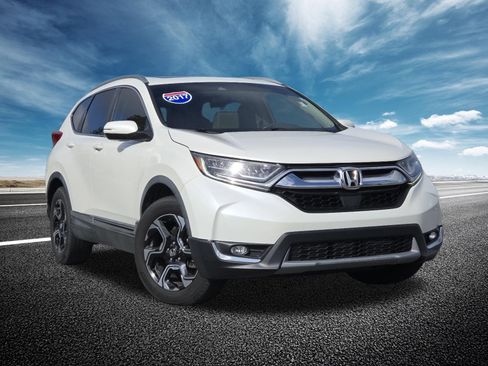Used 2017 Honda CR-V Touring image 2