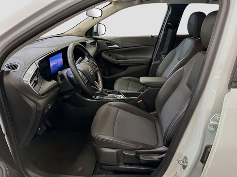 Used 2025 Buick Encore GX Preferred image 13