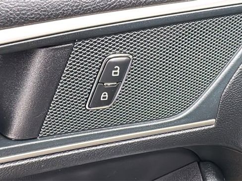 Certified 2024 Ford Edge SEL w/ Convenience Package image 10