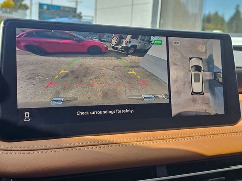 Used 2024 INFINITI QX60 Sensory image 36