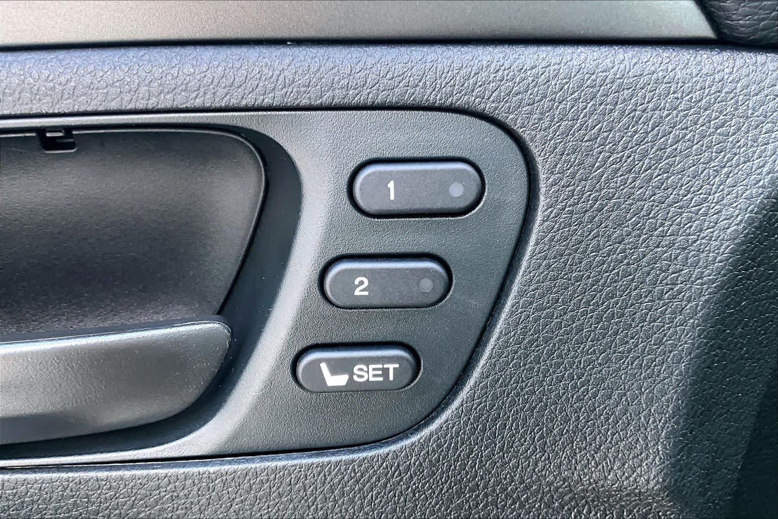 Used 2023 Honda Passport EX-L image 31