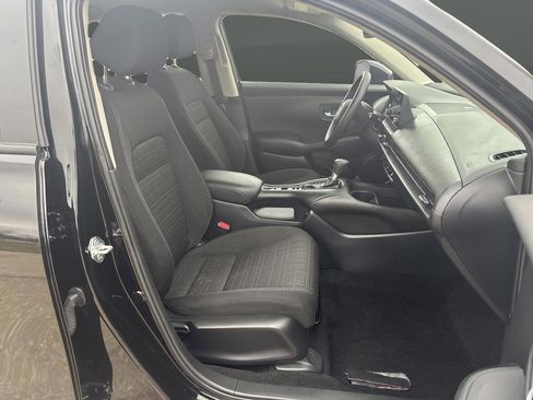 Certified 2025 Honda HR-V LX image 25