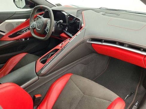 Used 2021 Chevrolet Corvette Stingray Premium Conv w/ Z51 Performance Package image 27