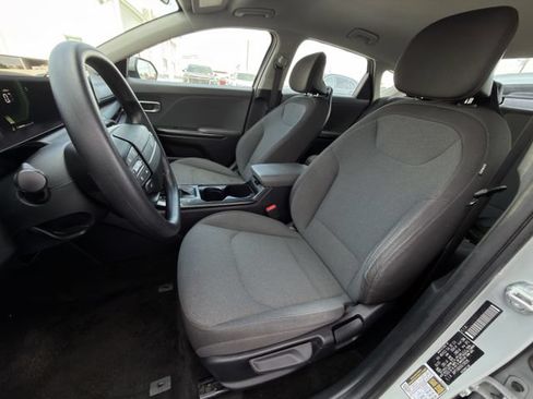 Used 2025 Kia K4 FWD image 23