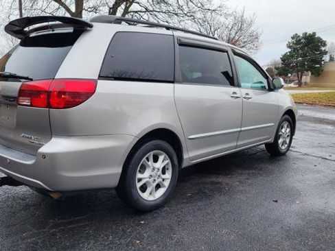 Used 2005 Toyota Sienna XLE Limited image 5