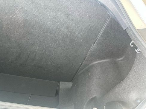 Used 2021 Toyota Camry SE image 18