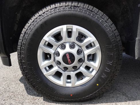 Used 2024 GMC Sierra 2500 Pro AWD/4WD image 55