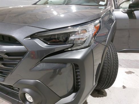 Used 2025 Subaru Outback Premium w/ Popular Package #1A image 33