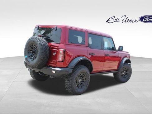 New 2026 Ford Bronco Badlands AWD/4WD image 3