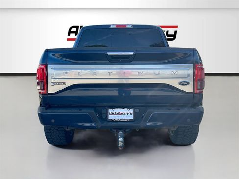 Used 2017 Ford F150 Platinum w/ Equipment Group 701A Luxury image 6