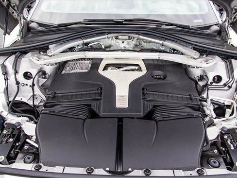 Used 2024 Aston Martin DBX 707 image 28