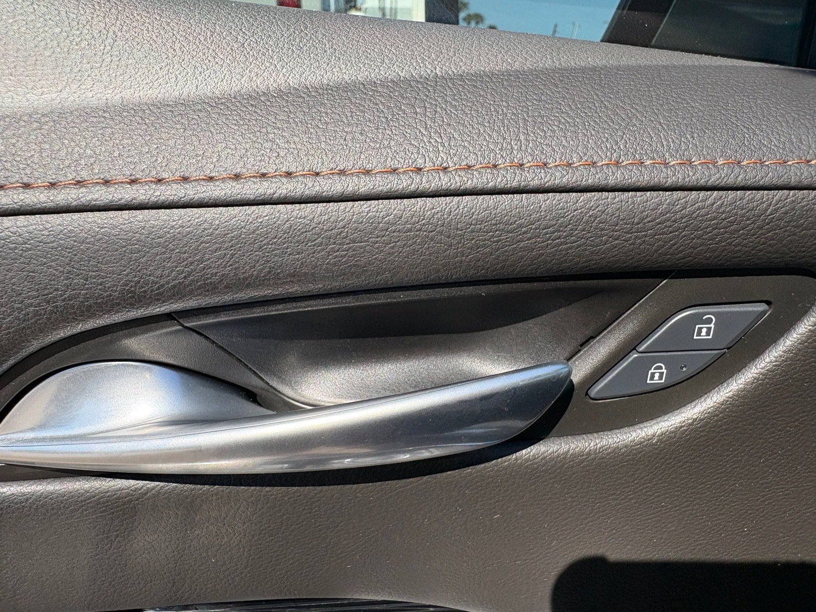 Used 2024 Cadillac XT4 Luxury FWD image 17
