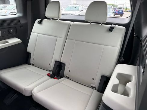 Used 2024 Hyundai Santa Fe Limited FWD image 22