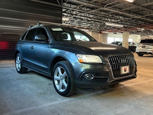 Used 2017 Audi Q5 2.0T Premium Plus AWD/4WD image 12