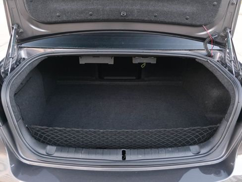 Used 2009 Pontiac G8 GT w/ Premium Package image 21