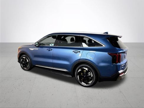 Certified 2025 Kia Sorento SX Prestige AWD/4WD image 9