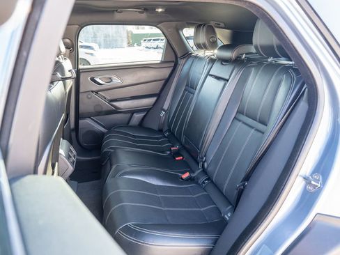 Used 2020 Land Rover Range Rover Velar R-Dynamic S image 33