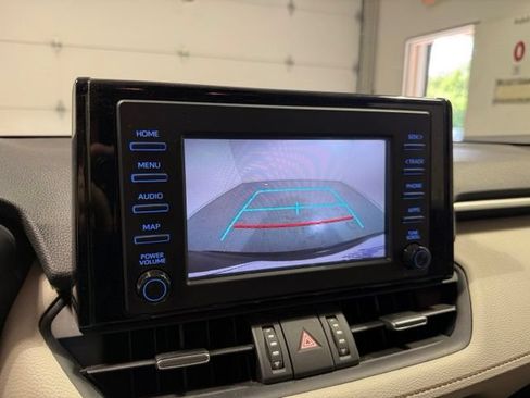 Used 2019 Toyota RAV4 XLE Premium w/ All Weather Liner Package AWD/4WD image 19