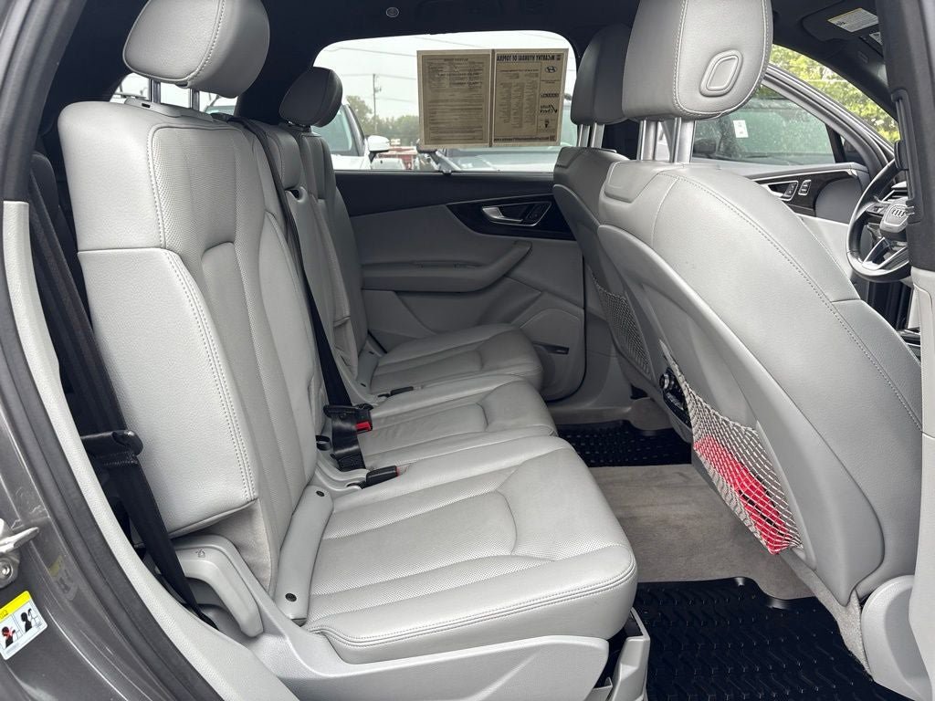 Used 2018 Audi Q7 3.0T Prestige AWD/4WD image 30