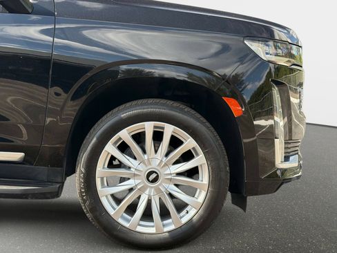 Used 2021 Cadillac Escalade ESV Luxury image 21