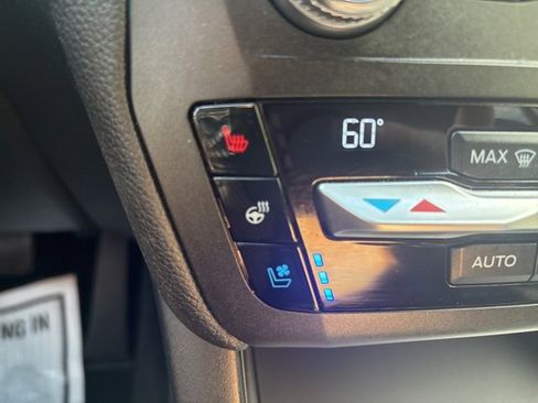 Used 2020 Ford Explorer Limited image 25