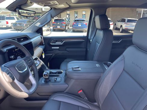 New 2026 GMC Sierra 1500 Denali w/ Technology Package image 12