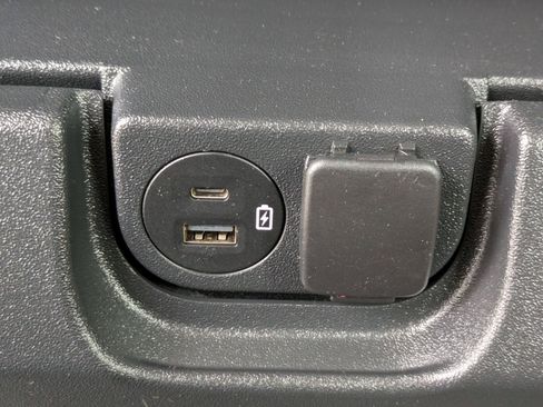 Used 2022 Ford F150 XL w/ Equipment Group 101A High image 18