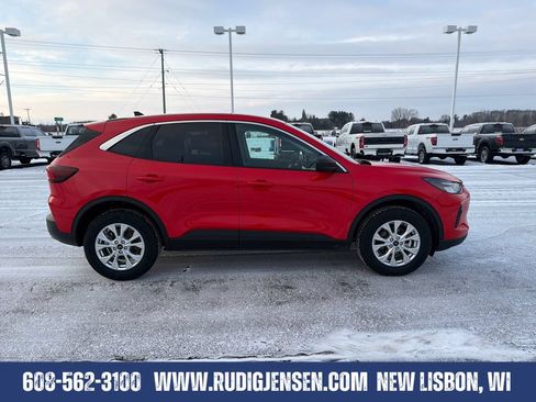 Used 2024 Ford Escape Active w/ Tech Pack #1 AWD/4WD image 7
