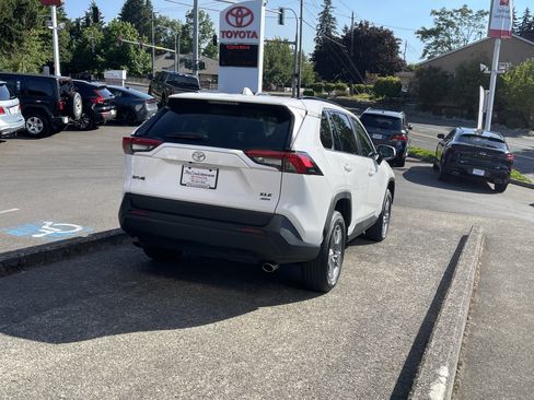 Certified 2024 Toyota RAV4 XLE w/ Convenience Package AWD/4WD image 6