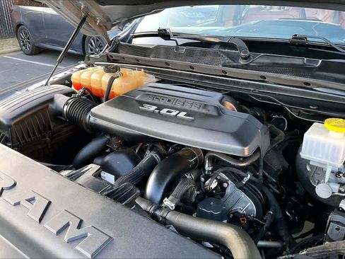 Used 2022 RAM 1500 Limited image 34