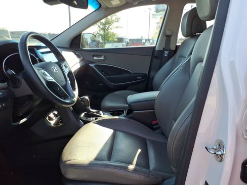 Used 2019 Hyundai Santa Fe XL FWD image 10