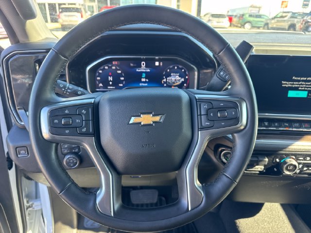 Used 2025 Chevrolet Silverado 2500 LT w/ Safety Package AWD/4WD image 19