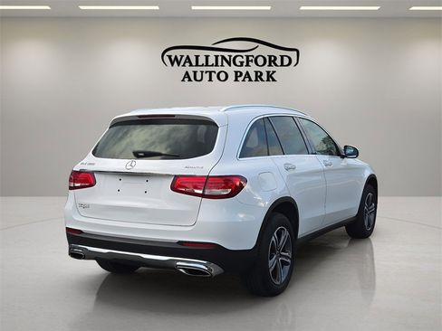 Used 2019 Mercedes-Benz GLC 300 4MATIC image 4