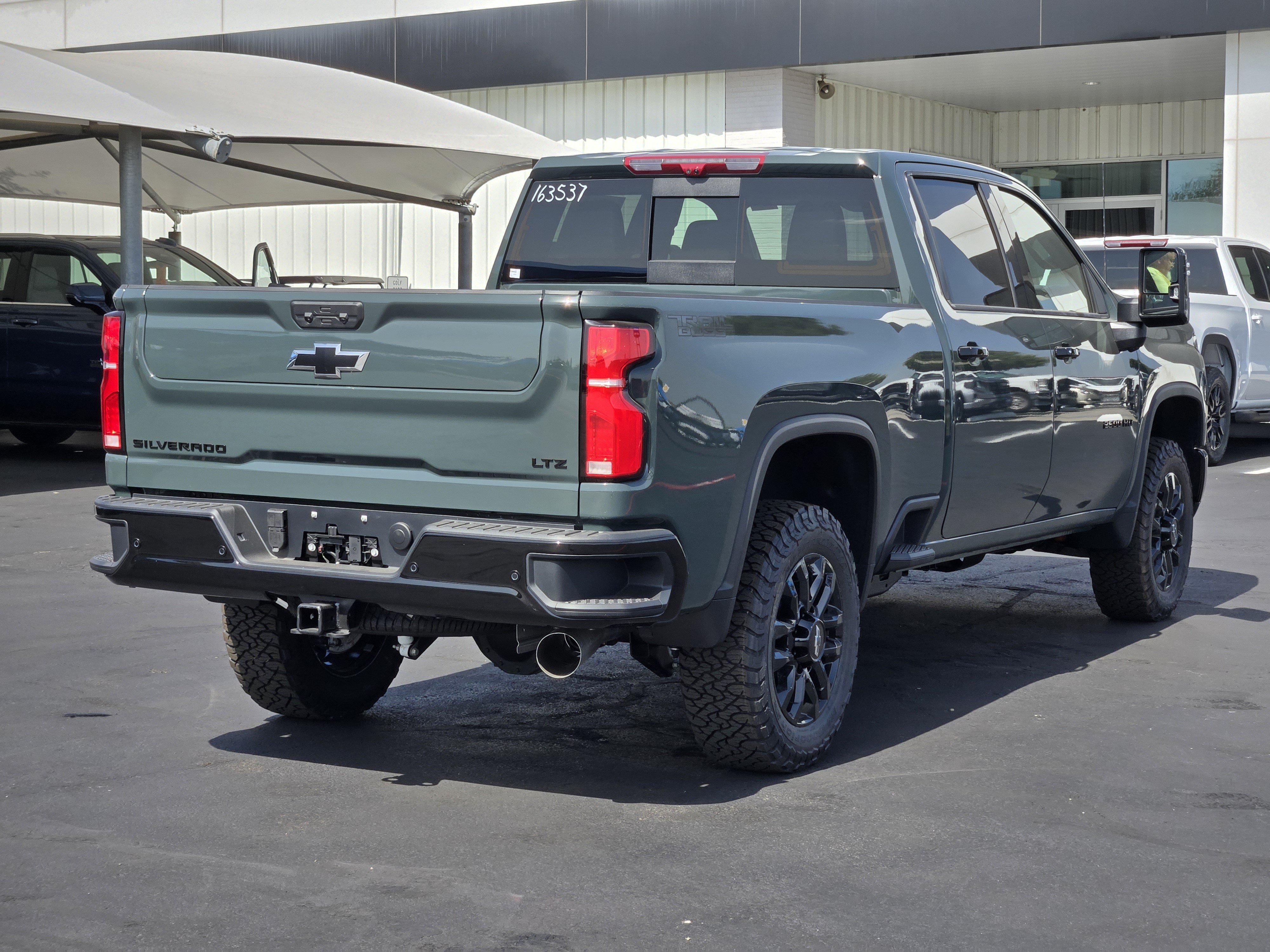 New 2026 Chevrolet Silverado 2500 LTZ w/ LTZ Plus Package AWD/4WD image 4